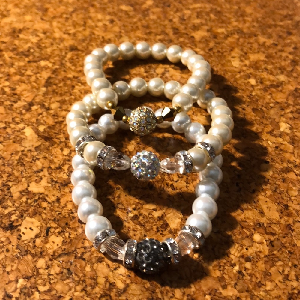Bracelets - Picture 6 of 8